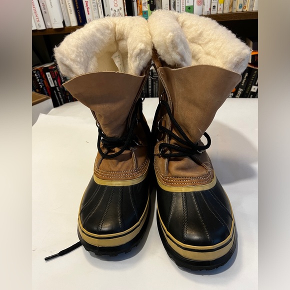 EUC Sorel CARIBOU™ MEN'S WATERPROOF BOOT Size 8 - Picture 3 of 10